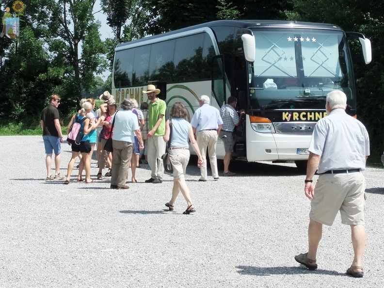 2012-06-30 1159 P11 Benediktbeuren Bus.JPG