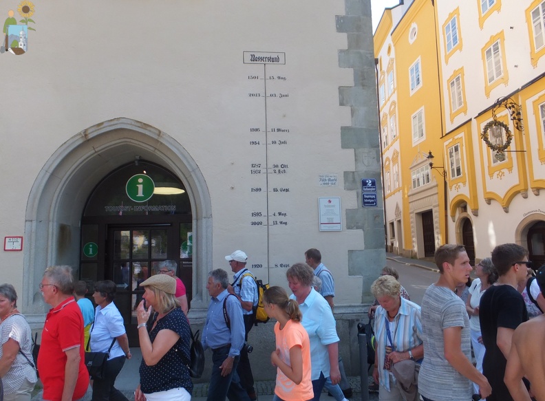 2016-06-25 15-59-49 Stadtfuehrung Passau_v1.JPG