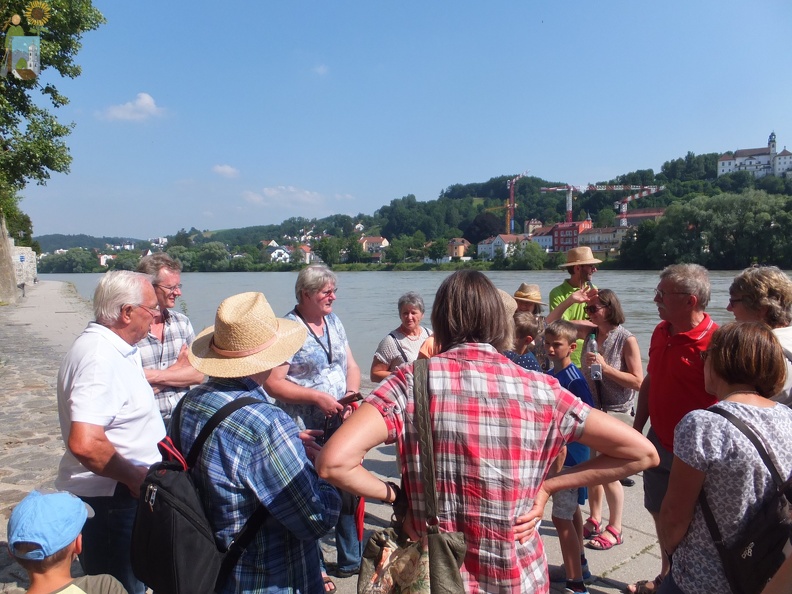 2016-06-25 16-14-17 Stadtfuehrung Passau.JPG